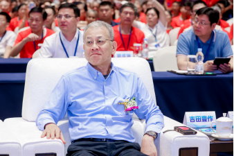 “健康中國(guó)·不能沒(méi)有你”峰會(huì)圓滿成功2854.png